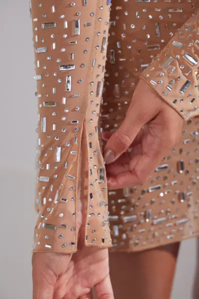 NUDE OBSESSION